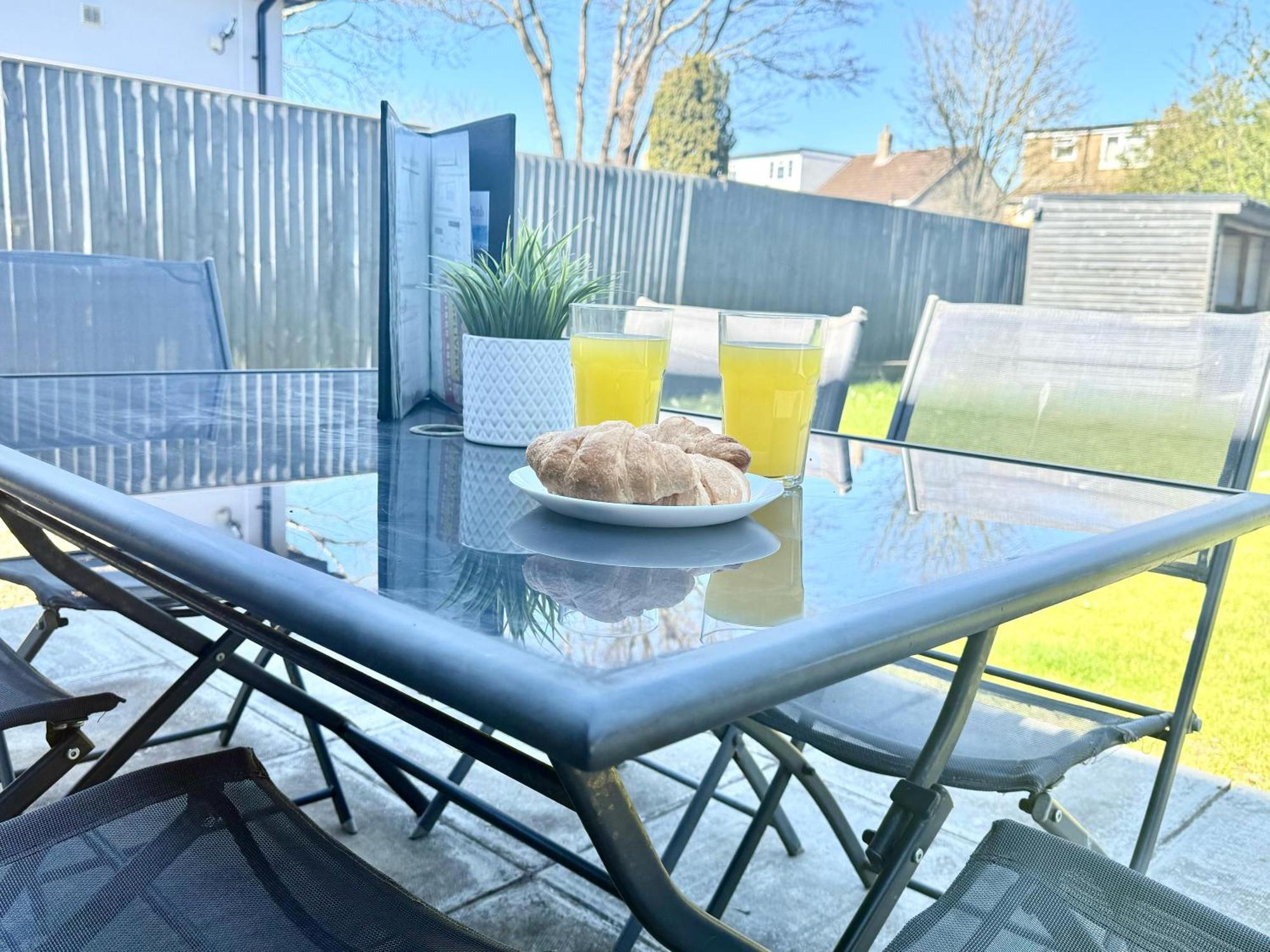 קידלינגטון Evergreen Lodge - Two Bed Lux Flat - Parking, Garden, Patio, Wifi, Netflix - Close To Blenheim Palace & Oxford - F3 מראה חיצוני תמונה