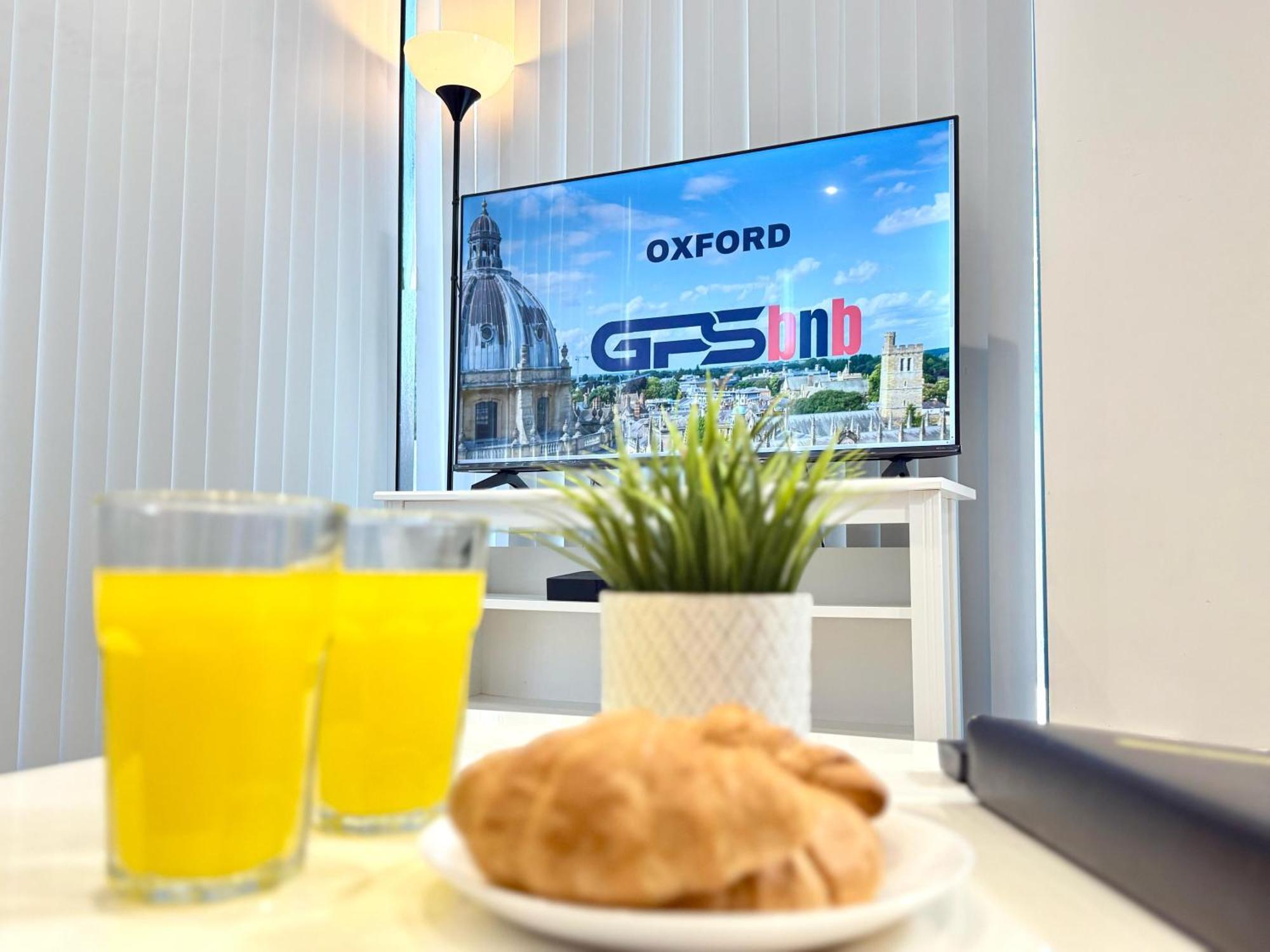 קידלינגטון Evergreen Lodge - Two Bed Lux Flat - Parking, Garden, Patio, Wifi, Netflix - Close To Blenheim Palace & Oxford - F3 מראה חיצוני תמונה